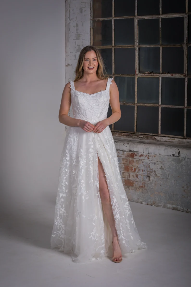 Calla+Lace+Wedding+Dress+front+Orchid+Collection+Natalya+James+2025-365.png