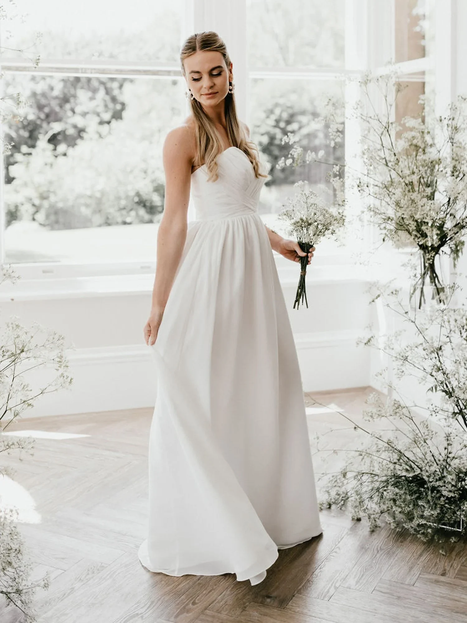 2211-bridesmaid-by-linzi-jay.jpg