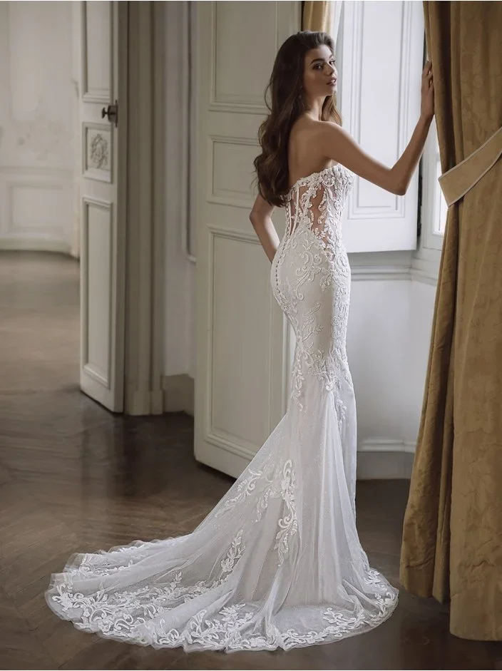 26_Etoile_PRO_FARREN_Side_Web_704_941_int_s_c1.jpg