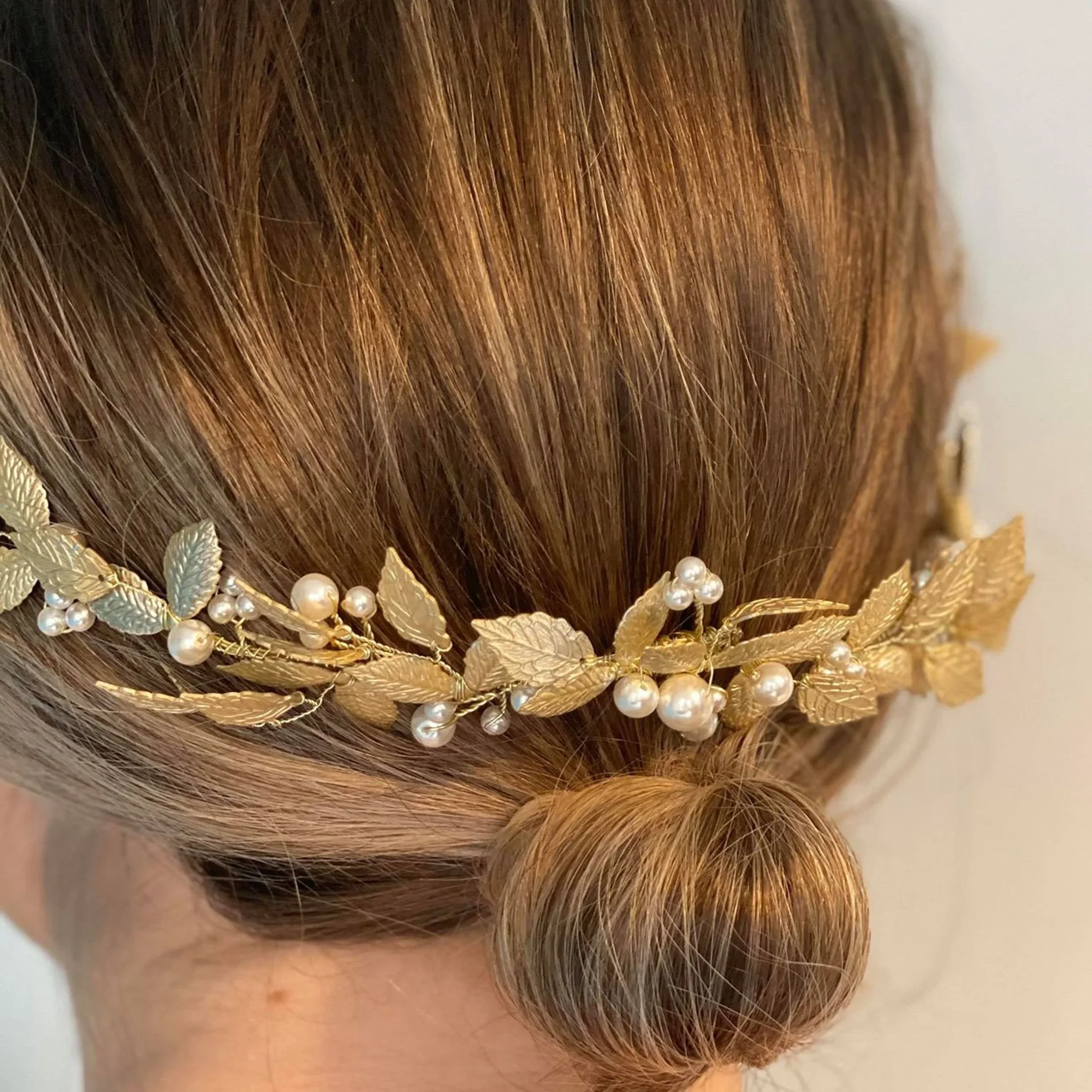 ar636-aurelia-half-halo-handmade-by-arianna.jpg
